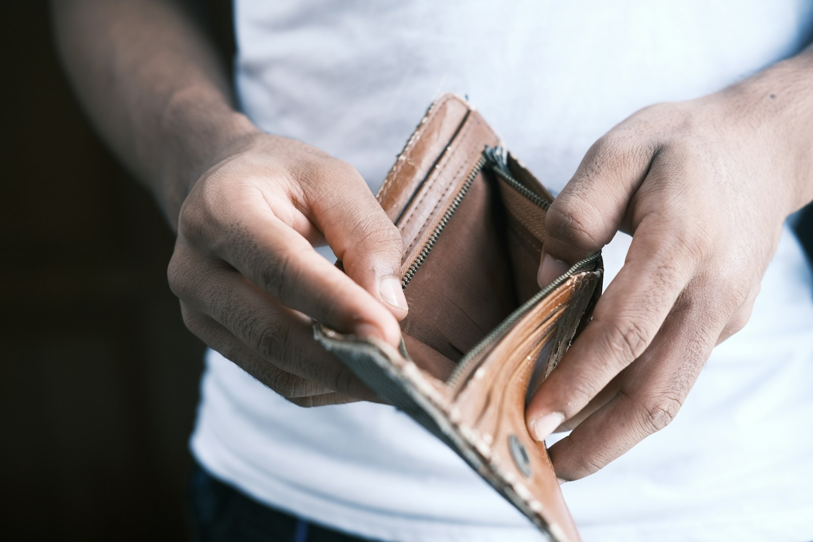 how to save for a vacation