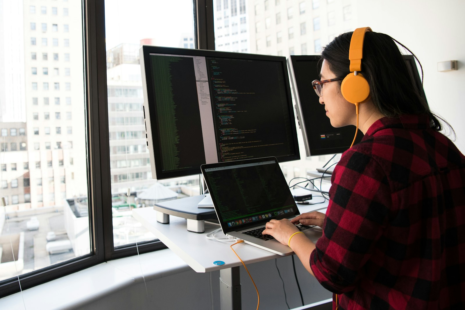 how to become a transcriptionist