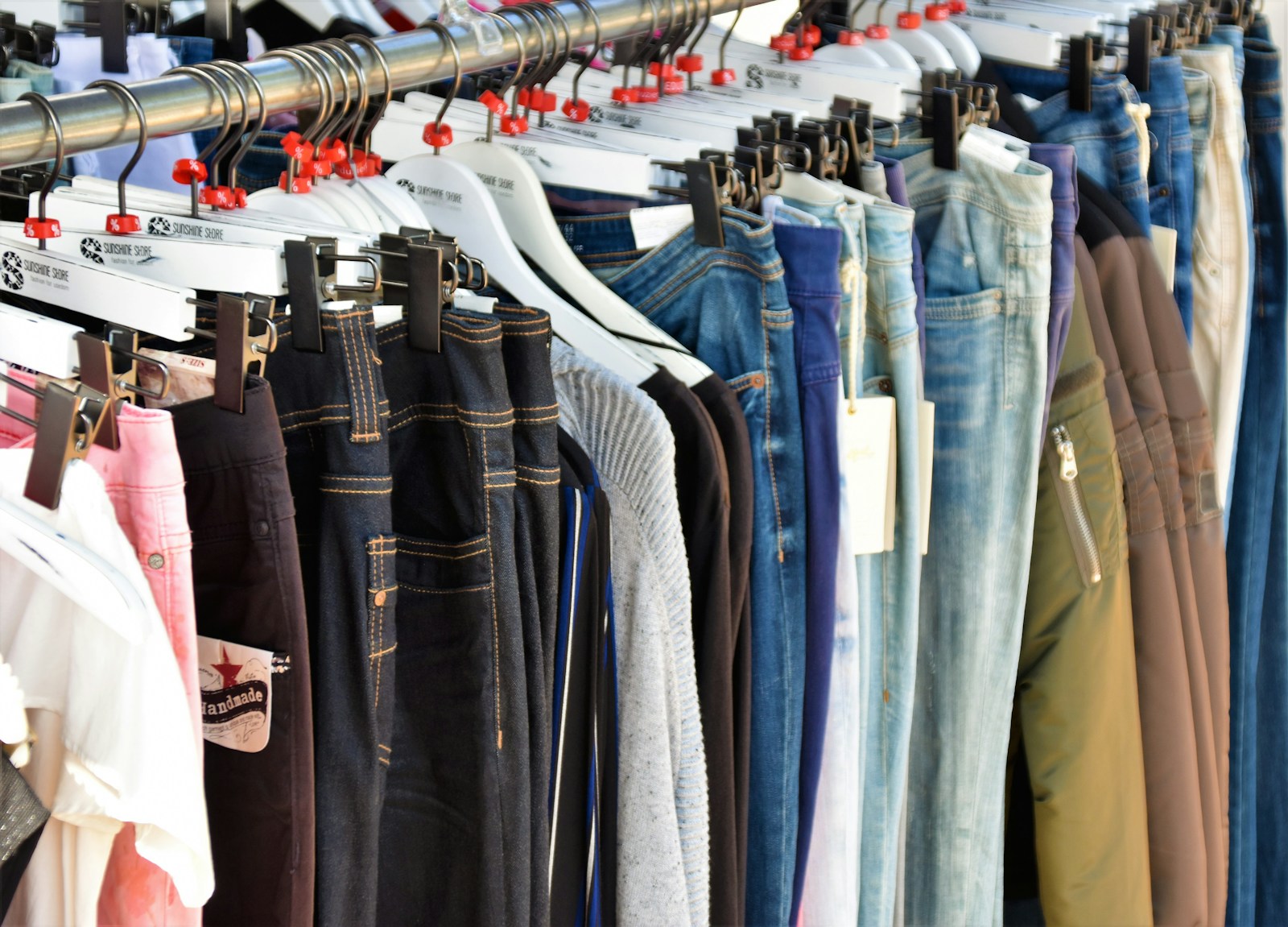 best place to sell clothing online