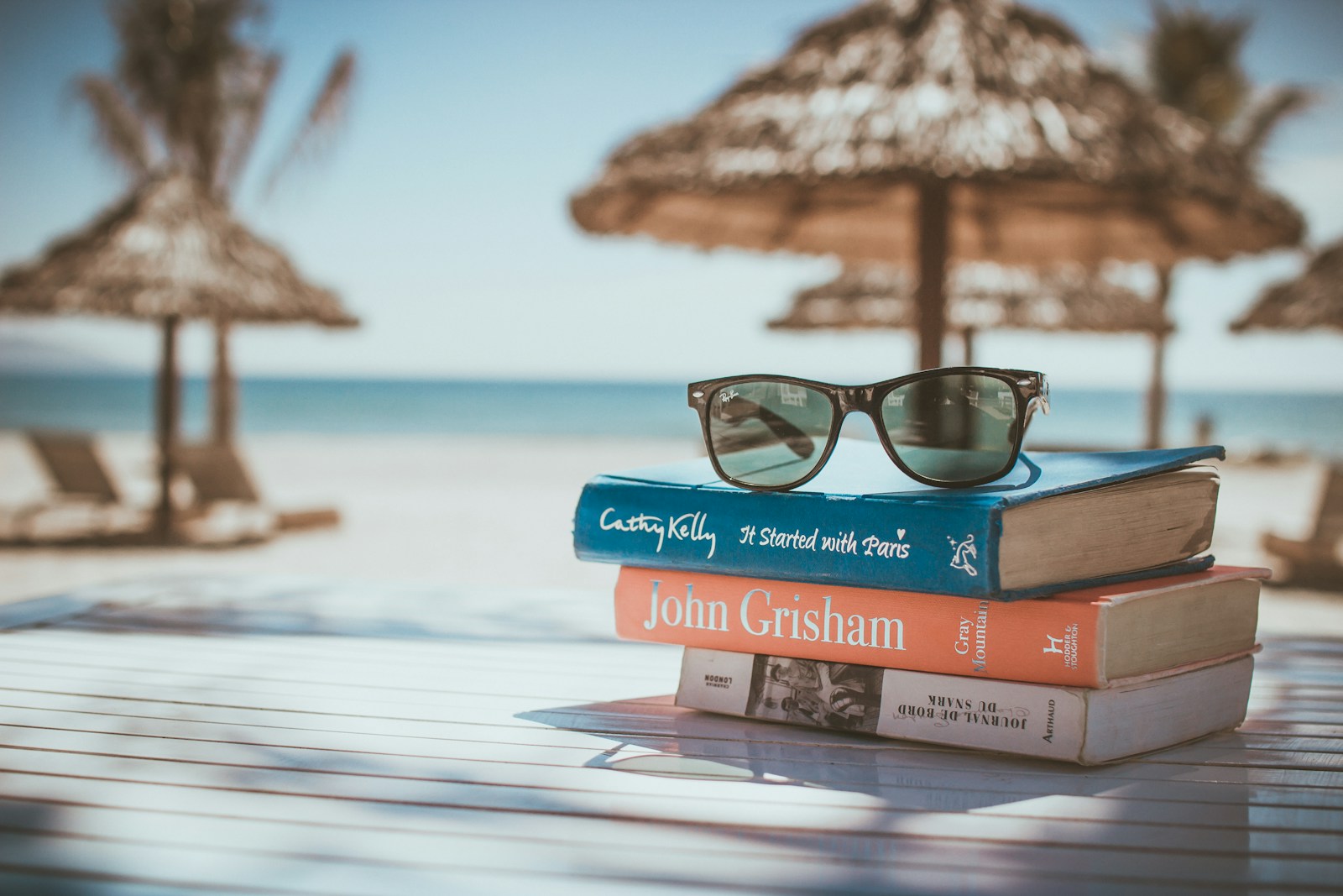 how to save for a vacation