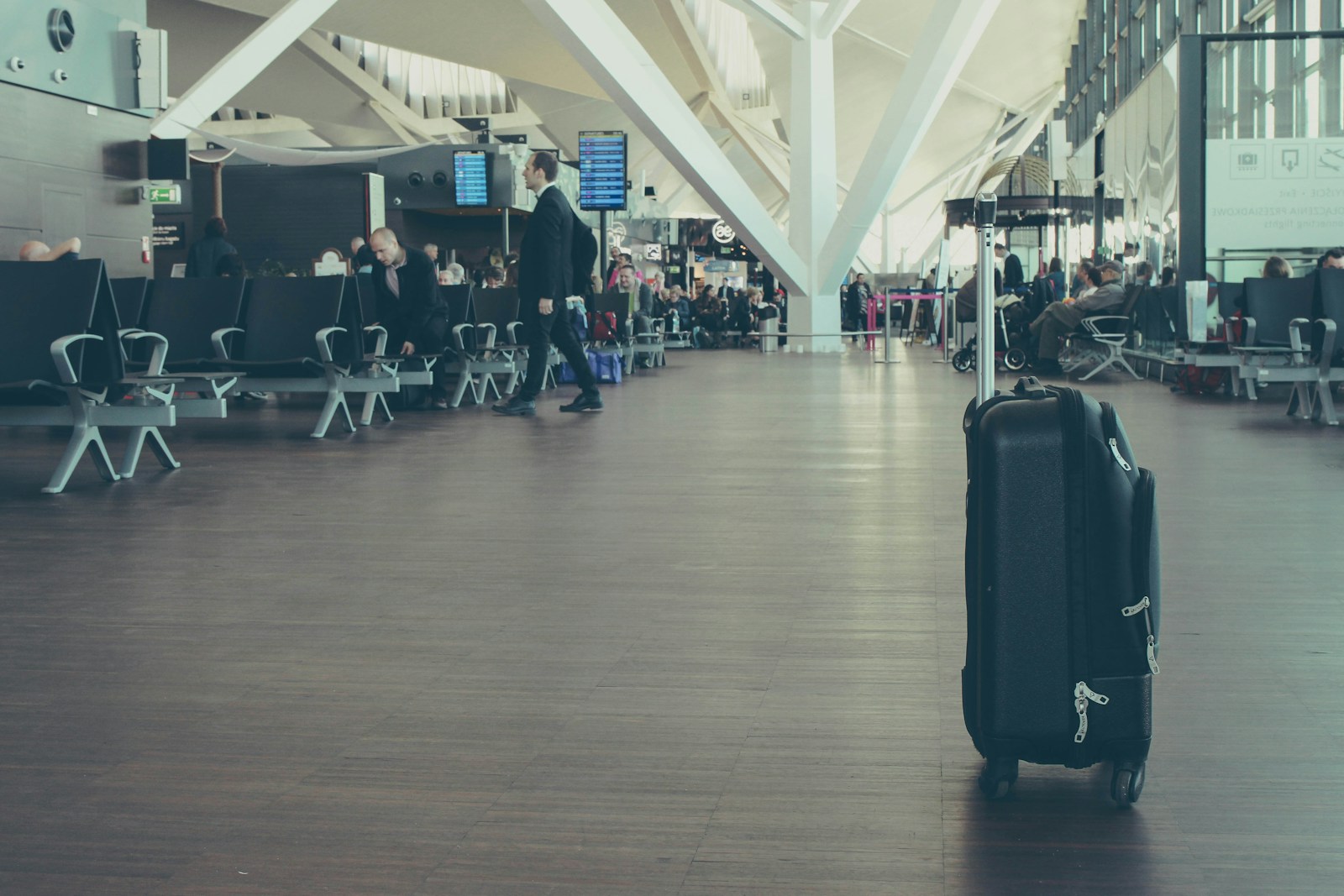 best credit card for travel lounge access