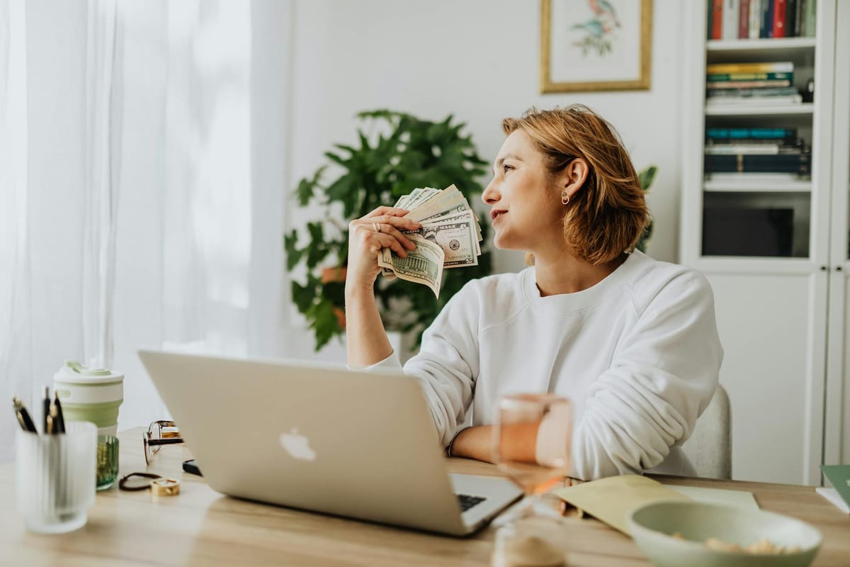 Semi Passive Income for Freelancers: 8 Smart Ideas