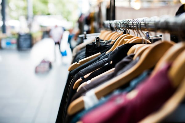 best place to sell clothing online