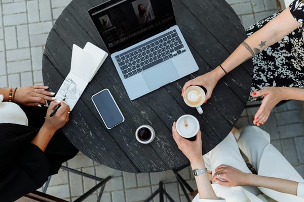 Freelance Referral System Ideas to Win More Clients