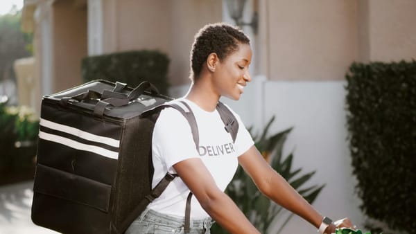 Gig Worker Paycheck Buffer: How Much to Save